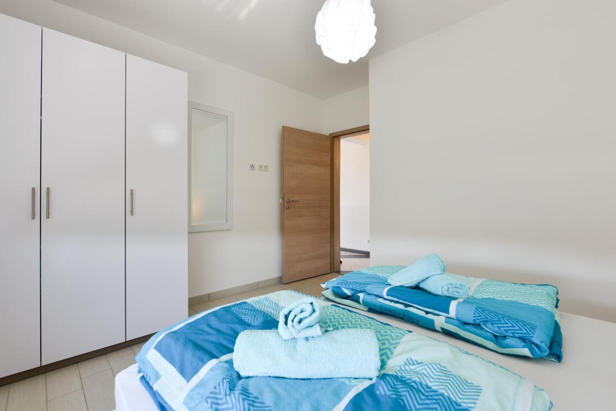 Apartmani Martin Mit Beheiztem Pool With Heated Pool Бибине Екстериор снимка