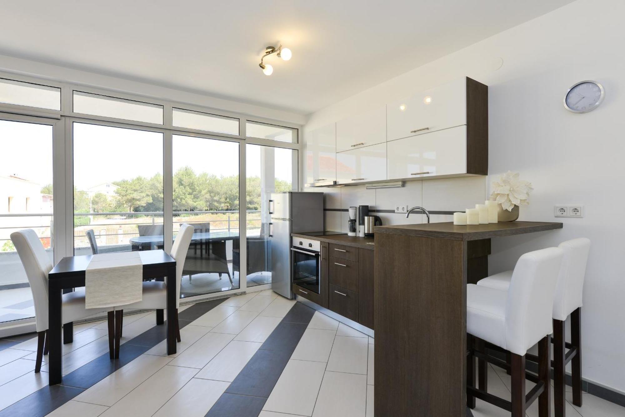Apartmani Martin Mit Beheiztem Pool With Heated Pool Бибине Екстериор снимка